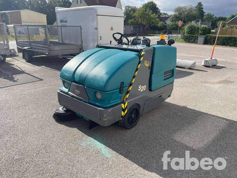 TENNANT S20 - Gatvių šlavimo mašina: foto 1 TENNANT S20 - Gatvių šlavimo mašina: foto 1