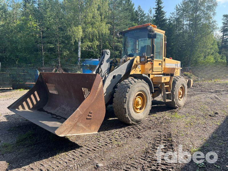 Volvo L90C - Ratinis krautuvas: foto 1 Volvo L90C - Ratinis krautuvas: foto 1