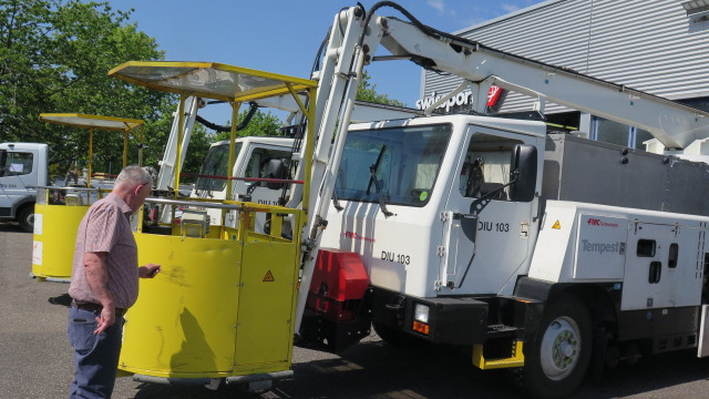 FMC Tempest 2 2units - Orlaivių pagalbinė antžeminė įranga: foto 1 FMC Tempest 2 2units - Orlaivių pagalbinė antžeminė įranga: foto 1