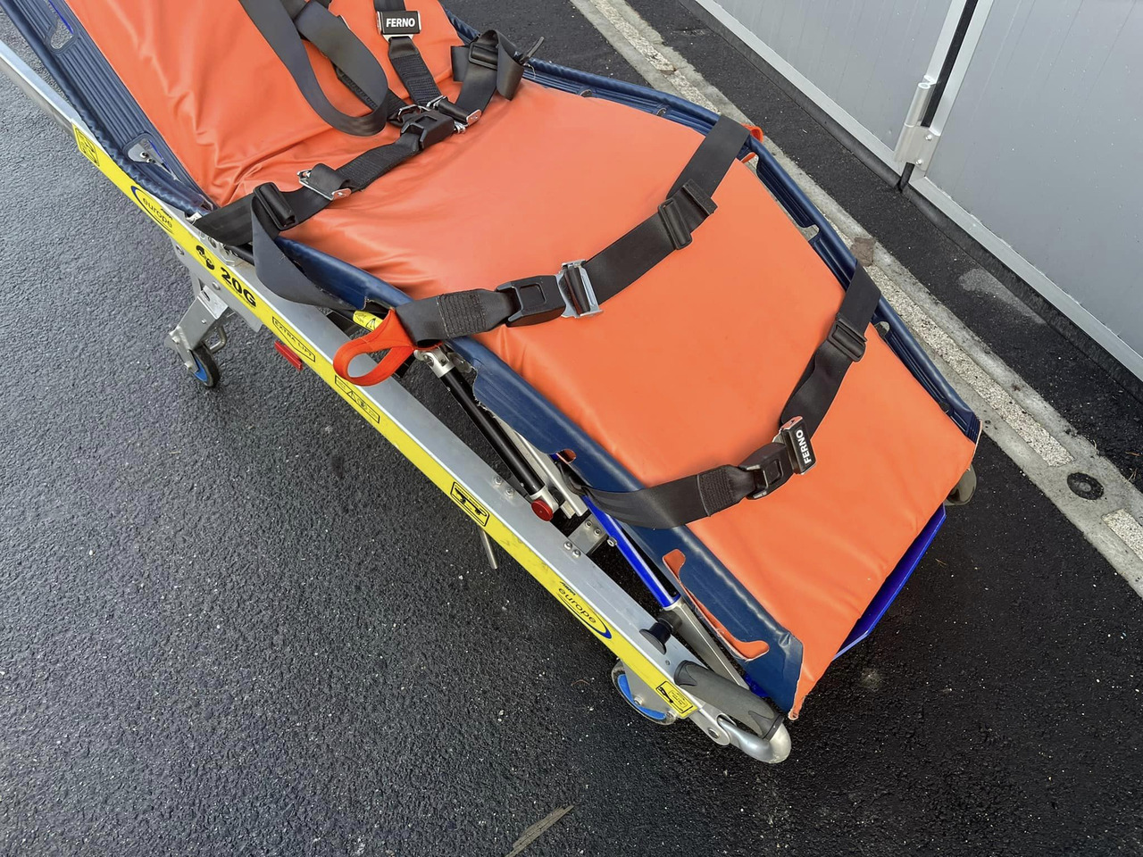 Stretcher Allfa Europé 20G - Greitosios pagalbos automobilis: foto 4 Stretcher Allfa Europé 20G - Greitosios pagalbos automobilis: foto 4