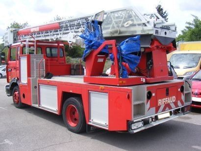 Renault Midliner M180 Drehleiter Feuerwehr EPSA23.5 1999 - Autobokštelio: foto 5 Renault Midliner M180 Drehleiter Feuerwehr EPSA23.5 1999 - Autobokštelio: foto 5