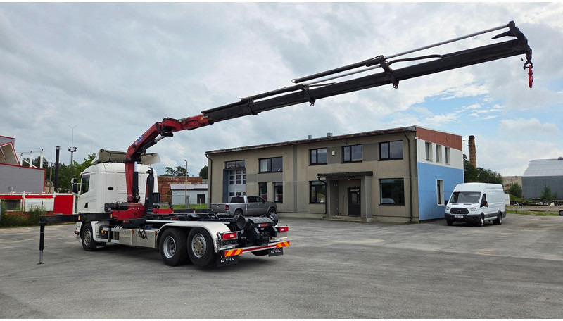 Scania G450 6X2*4 HMF 2120 crane 700 hours - Hook-lift sunkvežimis, Sunkvežimis su kranu: foto 4 Scania G450 6X2*4 HMF 2120 crane 700 hours - Hook-lift sunkvežimis, Sunkvežimis su kranu: foto 4