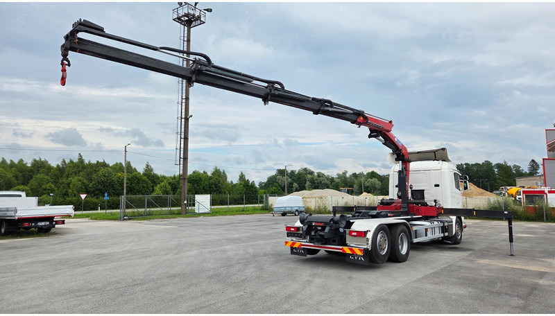 Scania G450 6X2*4 HMF 2120 crane 700 hours - Hook-lift sunkvežimis, Sunkvežimis su kranu: foto 3 Scania G450 6X2*4 HMF 2120 crane 700 hours - Hook-lift sunkvežimis, Sunkvežimis su kranu: foto 3