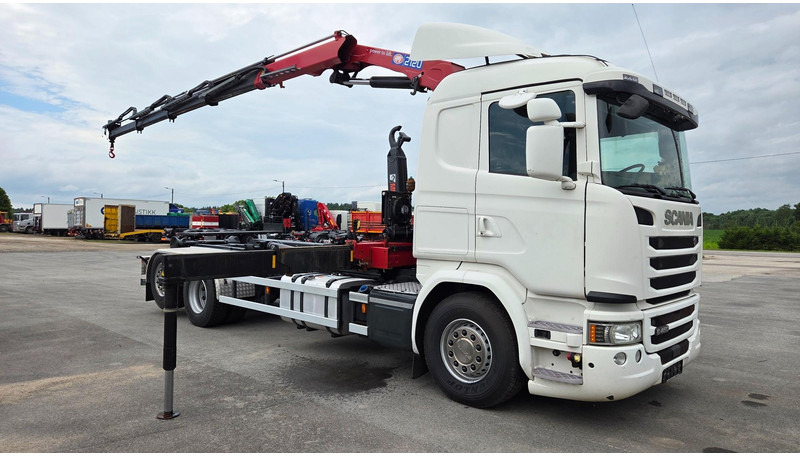 Scania G450 6X2*4 HMF 2120 crane 700 hours - Hook-lift sunkvežimis, Sunkvežimis su kranu: foto 2 Scania G450 6X2*4 HMF 2120 crane 700 hours - Hook-lift sunkvežimis, Sunkvežimis su kranu: foto 2