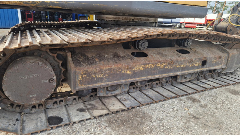 Vikšrinis ekskavatorius Volvo EC180DL: foto 8