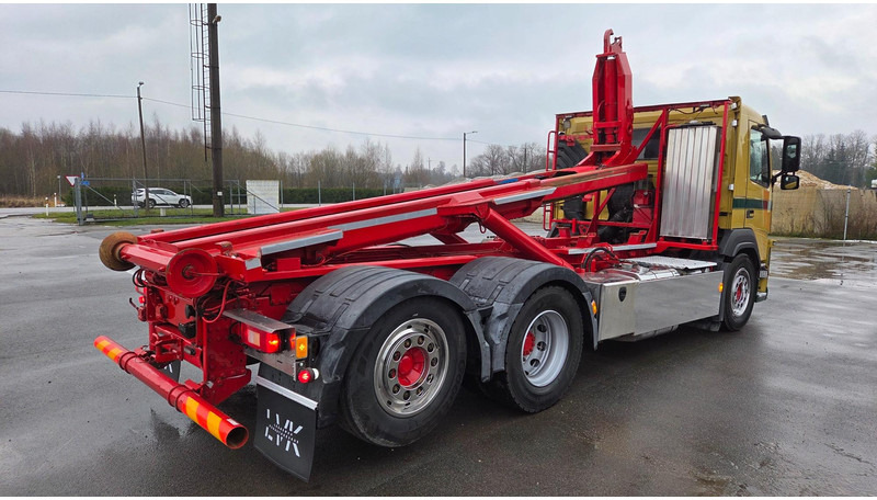 Volvo FM420 6X2*4 - Hook-lift sunkvežimis: foto 3 Volvo FM420 6X2*4 - Hook-lift sunkvežimis: foto 3