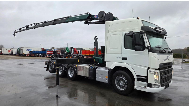 Volvo FM500 8X4*4 HMF 2620K6 - Hook-lift sunkvežimis, Sunkvežimis su kranu: foto 2 Volvo FM500 8X4*4 HMF 2620K6 - Hook-lift sunkvežimis, Sunkvežimis su kranu: foto 2