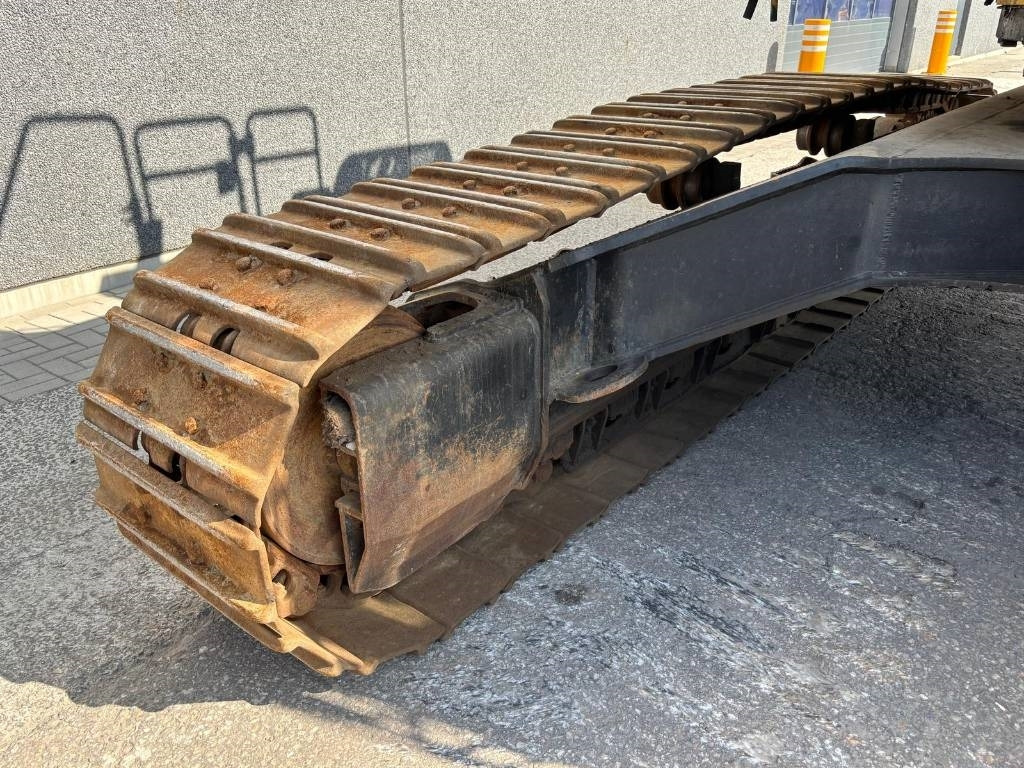 Vikšrinis ekskavatorius CAT 330 FL: foto 42