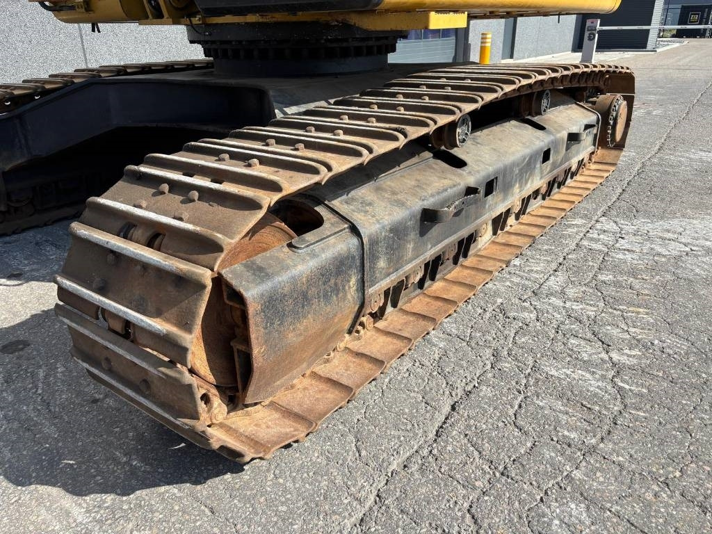Vikšrinis ekskavatorius CAT 330 FL: foto 37