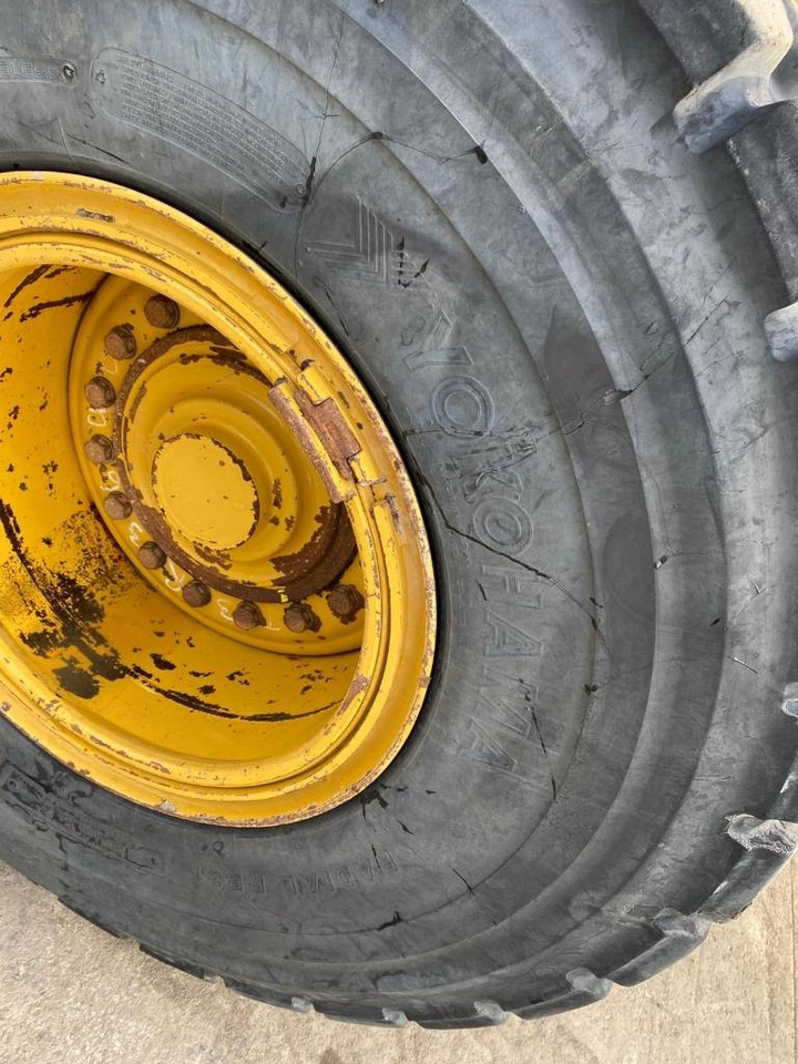 Ratinis krautuvas CAT 938 M (Bucket + Forks): foto 31