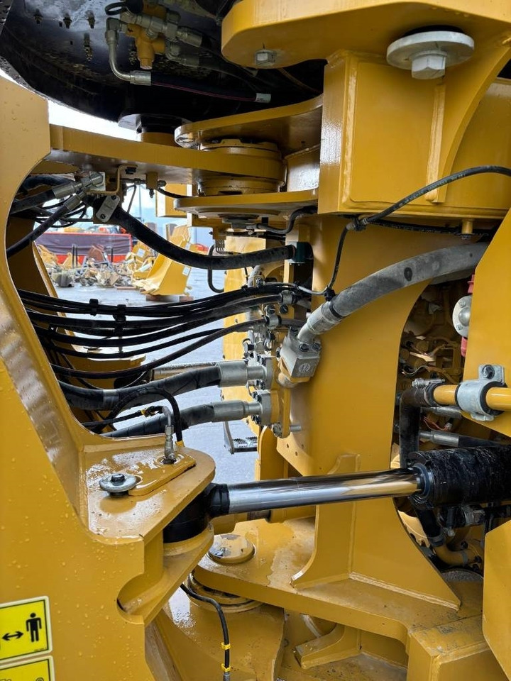 Ratinis krautuvas CAT 980 M: foto 18