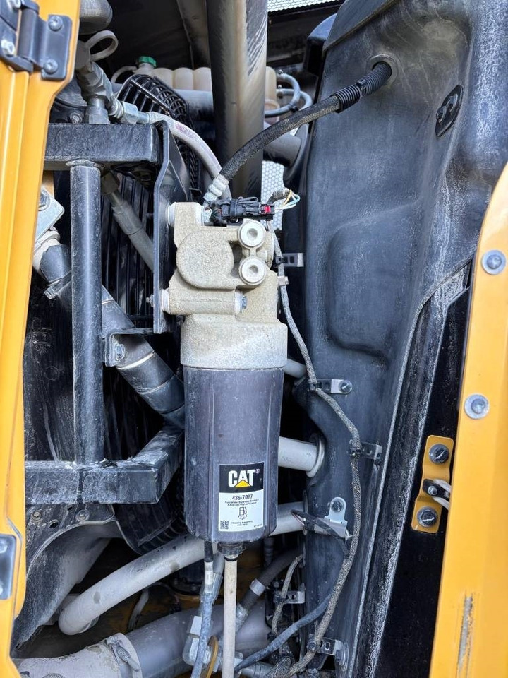 Ratinis krautuvas CAT 980 M: foto 16