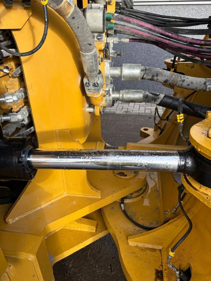 Ratinis krautuvas CAT 980 M: foto 17