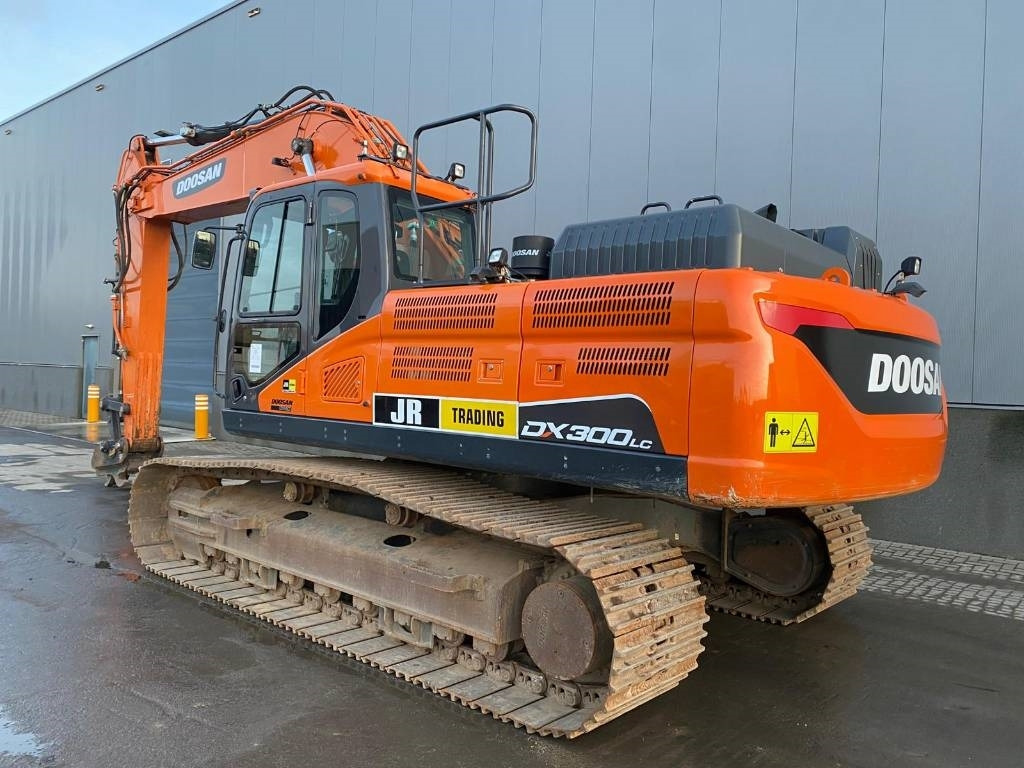 Doosan DX 300 LC-7 - Vikšrinis ekskavatorius: foto 3 Doosan DX 300 LC-7 - Vikšrinis ekskavatorius: foto 3
