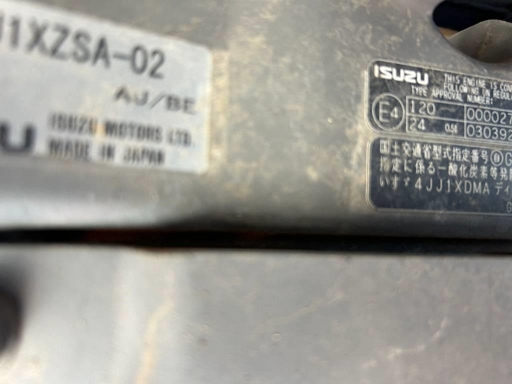 Ratinis ekskavatorius Hitachi ZX 140 W-5B: foto 20