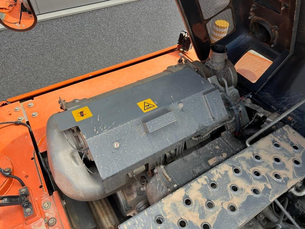 Vikšrinis ekskavatorius Hitachi ZX 250 LC-6 (GPS Prepared): foto 29