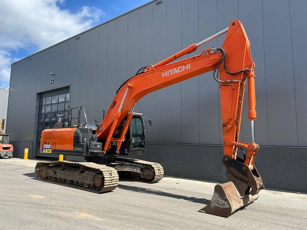 Vikšrinis ekskavatorius Hitachi ZX 250 LC-6 (GPS Prepared): foto 7