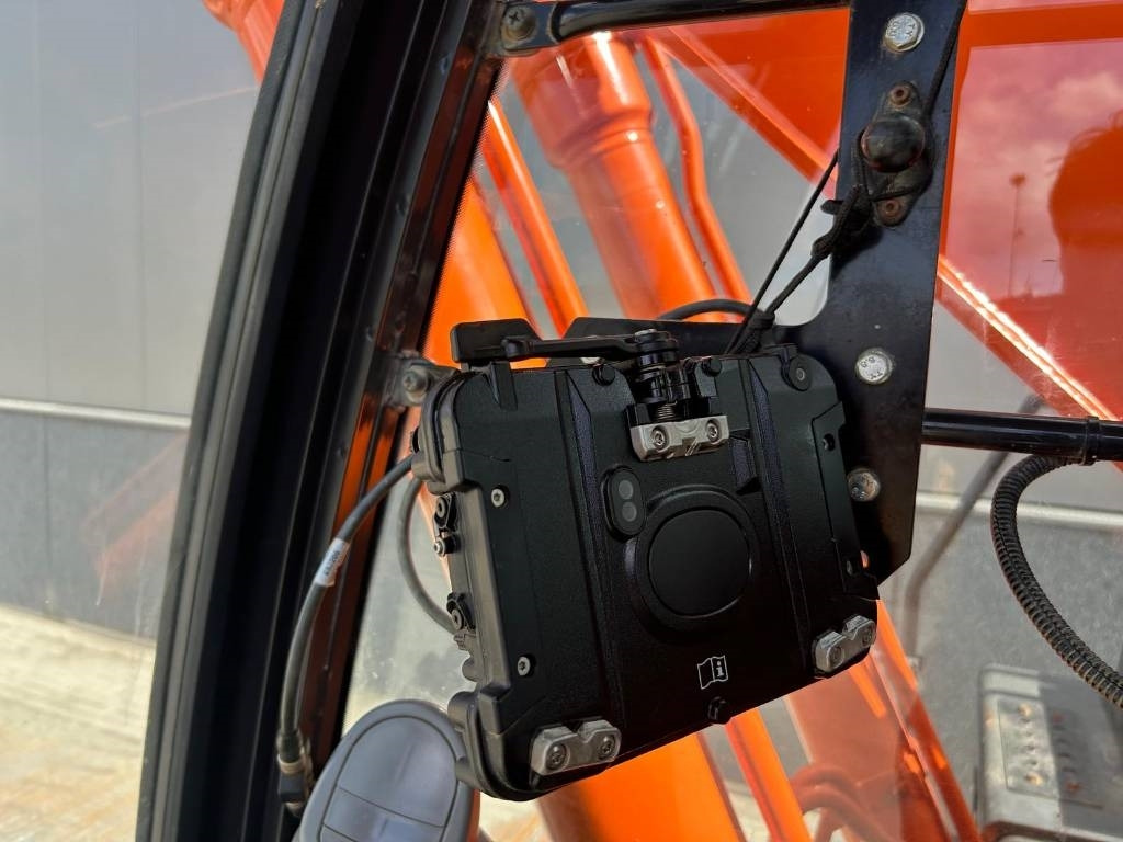 Vikšrinis ekskavatorius Hitachi ZX 250 LC-6 (GPS Prepared): foto 14