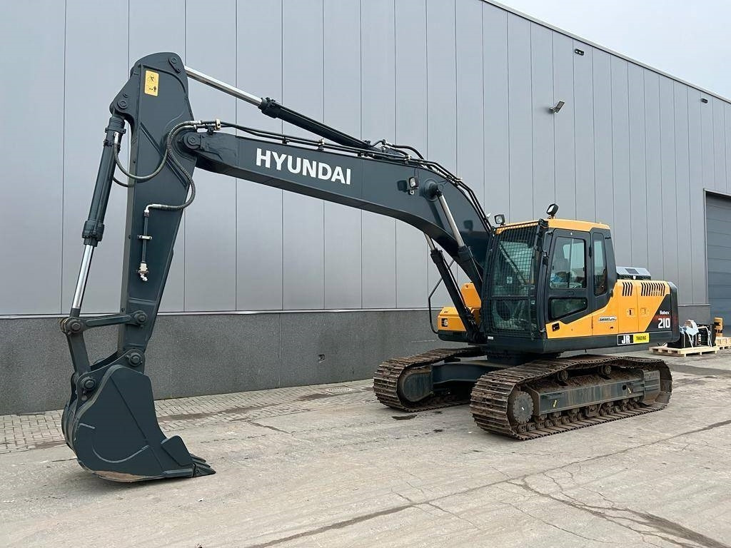 Hyundai R 210 - Vikšrinis ekskavatorius: foto 2 Hyundai R 210 - Vikšrinis ekskavatorius: foto 2