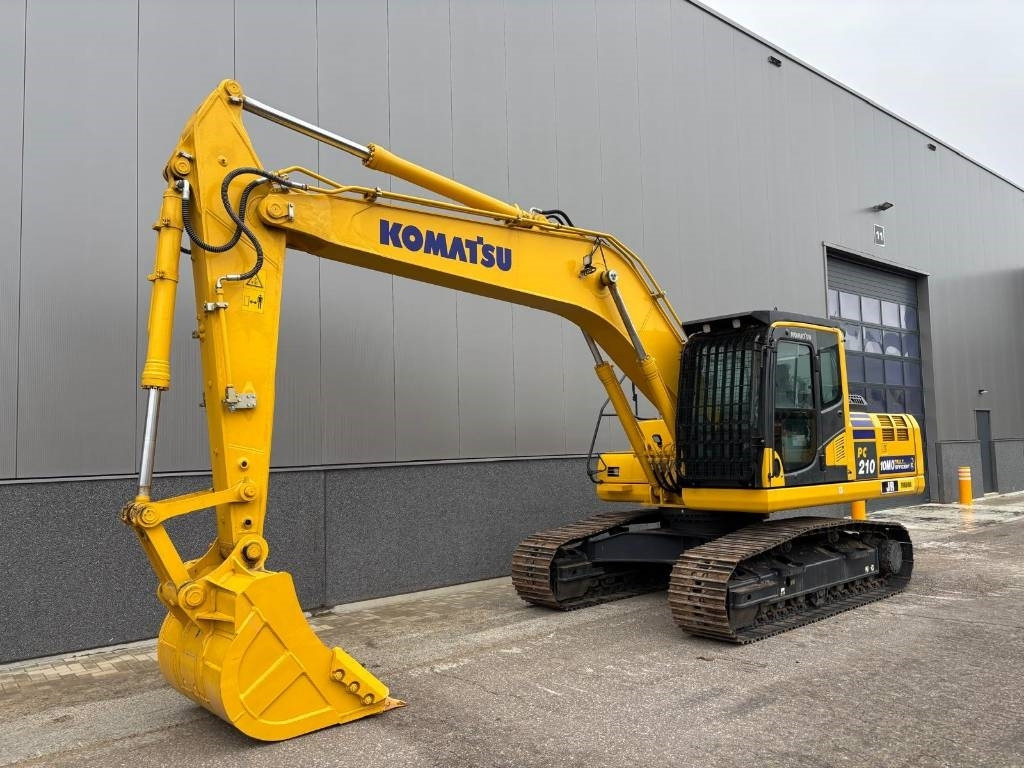 Komatsu PC 210-10M0 - Vikšrinis ekskavatorius: foto 2 Komatsu PC 210-10M0 - Vikšrinis ekskavatorius: foto 2