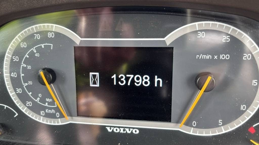 Volvo A 30 G (Under Preparation) - Šarnyrinis savivartis: foto 3 Volvo A 30 G (Under Preparation) - Šarnyrinis savivartis: foto 3