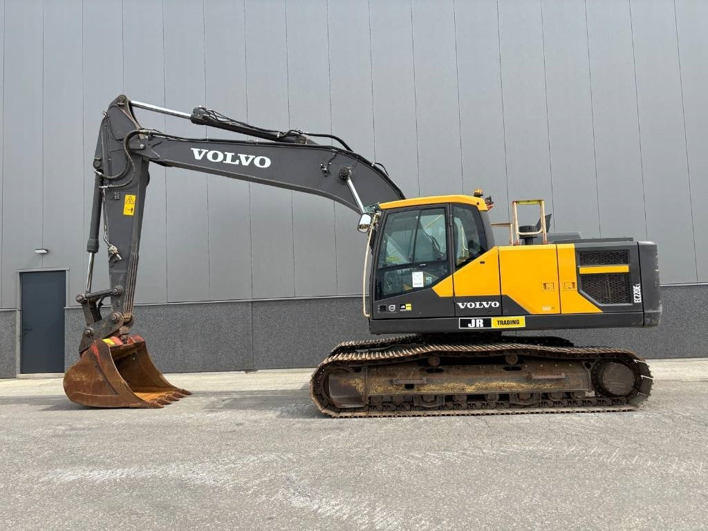 Volvo EC 220 EL (new undercarriage) - Vikšrinis ekskavatorius: foto 1 Volvo EC 220 EL (new undercarriage) - Vikšrinis ekskavatorius: foto 1