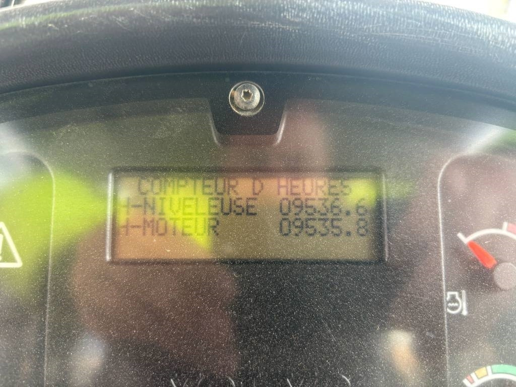 Volvo G 946 AWD (CE / Under Preparation) - Greideris: foto 3 Volvo G 946 AWD (CE / Under Preparation) - Greideris: foto 3
