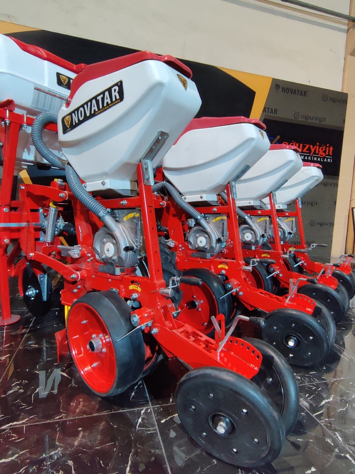 Novatar Pneumatic Seed Drill Machine - Tikslaus išsėjimo sėjamoji: foto 2 Novatar Pneumatic Seed Drill Machine - Tikslaus išsėjimo sėjamoji: foto 2