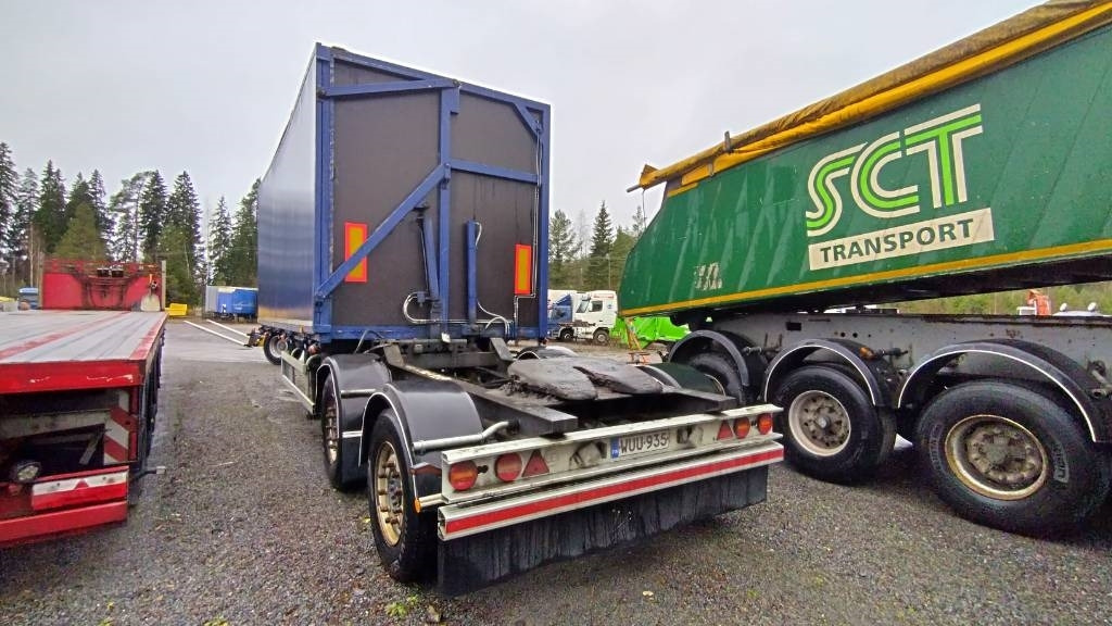 Knapen Sivukippi blinkki - Savivartis puspriekabė: foto 3 Knapen Sivukippi blinkki - Savivartis puspriekabė: foto 3