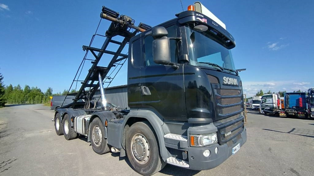 Scania R490 8x4 multilift vaijerilaite,napaperät - Nuožulnaus pakėlimo ant platformos sunkvežimis: foto 1 Scania R490 8x4 multilift vaijerilaite,napaperät - Nuožulnaus pakėlimo ant platformos sunkvežimis: foto 1