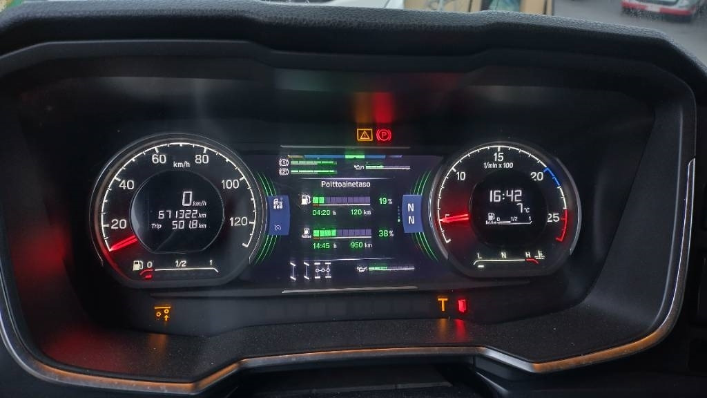 Scania XT650 8x4 puuvarustus,rautajouset  - Miškovežis: foto 5 Scania XT650 8x4 puuvarustus,rautajouset  - Miškovežis: foto 5