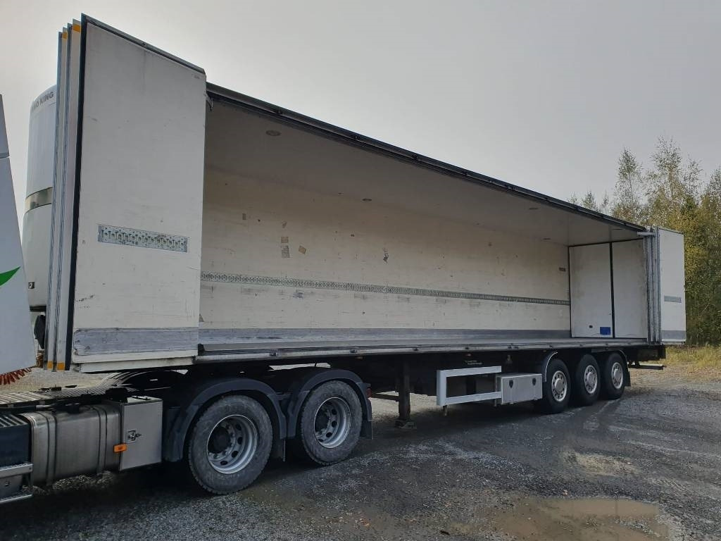 Schweriner Kokosivuauk,thermoking kone, 4m korkeus - Refrižeratorius puspriekabė: foto 5 Schweriner Kokosivuauk,thermoking kone, 4m korkeus - Refrižeratorius puspriekabė: foto 5