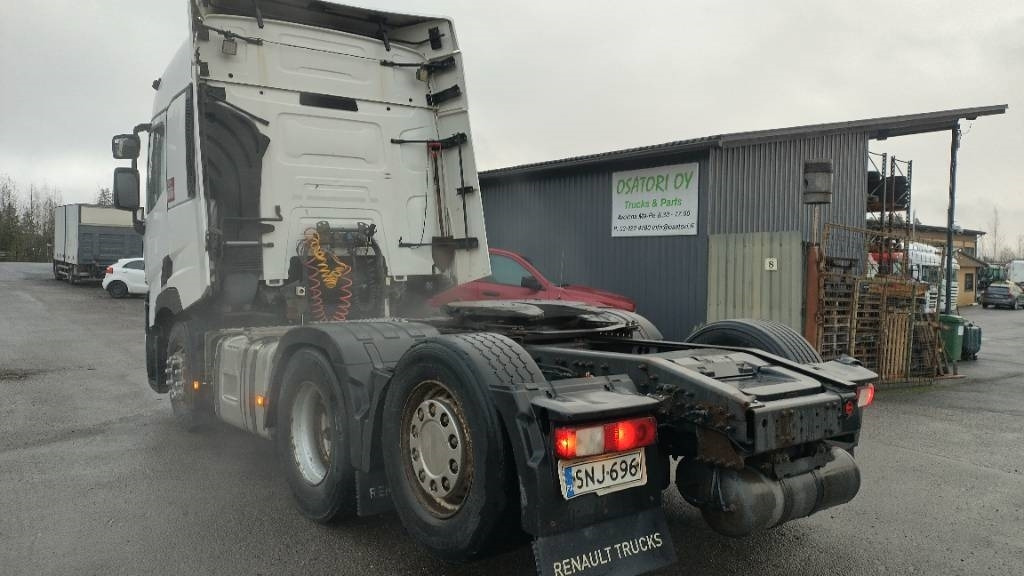 Renault T520 6x2 vetoauto - Vilkikas: foto 4 Renault T520 6x2 vetoauto - Vilkikas: foto 4