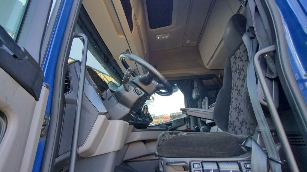 Scania S500 6x2 vetoauto täysilma - Vilkikas: foto 5 Scania S500 6x2 vetoauto täysilma - Vilkikas: foto 5