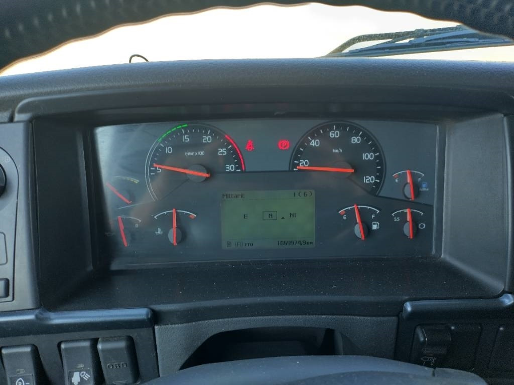 Furgonas sunkvežimis Volvo FH13 6x4 toplift ketjupurku +Toplift 5 aks. Kärty: foto 7 Furgonas sunkvežimis Volvo FH13 6x4 toplift ketjupurku +Toplift 5 aks. Kärty: foto 7