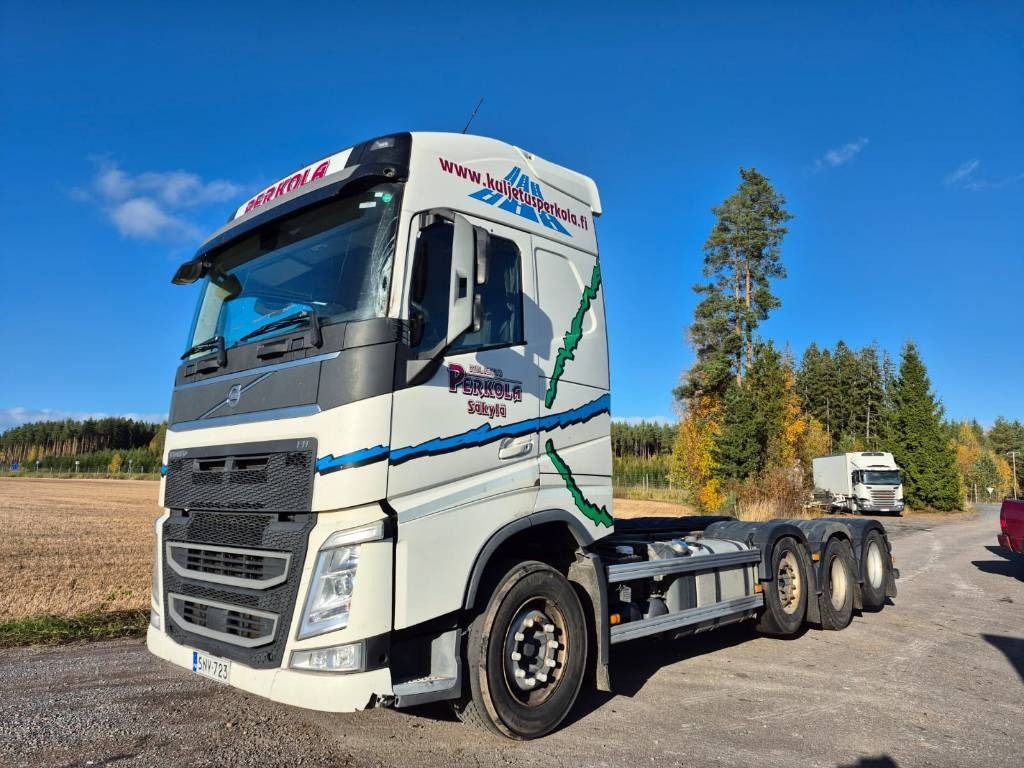 Volvo FH500 8x2 alusta - Važiuoklės sunkvežimis: foto 1 Volvo FH500 8x2 alusta - Važiuoklės sunkvežimis: foto 1