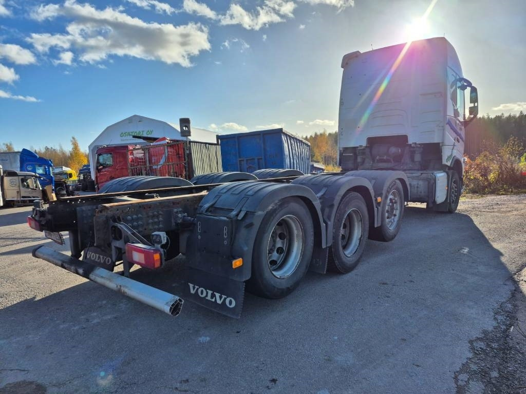 Volvo FH500 8x2 alusta - Važiuoklės sunkvežimis: foto 3 Volvo FH500 8x2 alusta - Važiuoklės sunkvežimis: foto 3