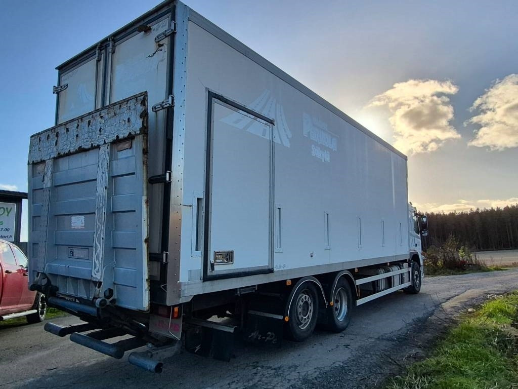 Volvo FM D11 450 6x2 umpikori+pl-nostin - Furgonas sunkvežimis: foto 4 Volvo FM D11 450 6x2 umpikori+pl-nostin - Furgonas sunkvežimis: foto 4