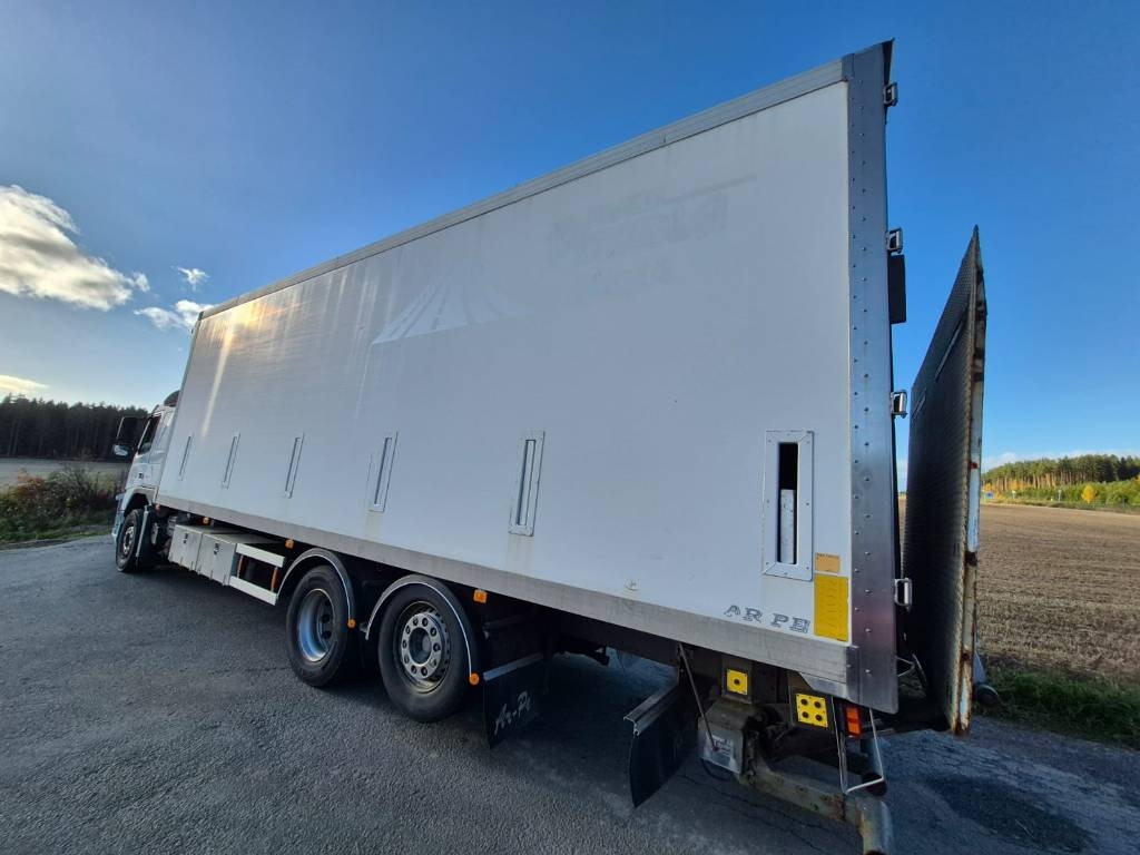 Volvo FM D11 450 6x2 umpikori+pl-nostin - Furgonas sunkvežimis: foto 3 Volvo FM D11 450 6x2 umpikori+pl-nostin - Furgonas sunkvežimis: foto 3