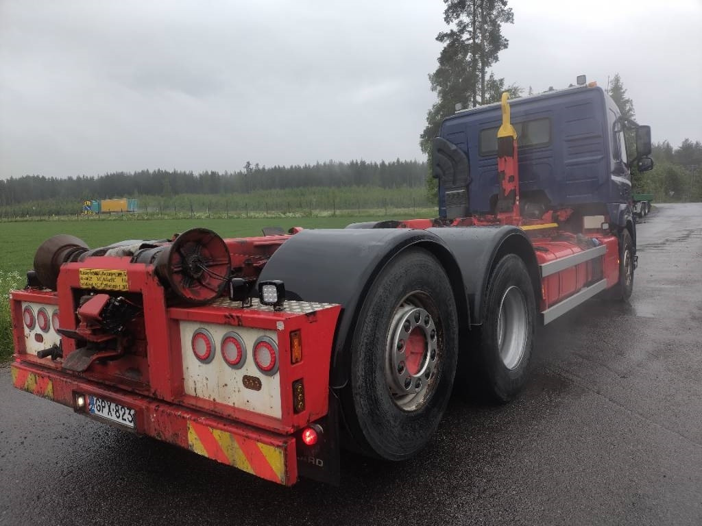Volvo FM450 6x2 ohj.teli, Multilift koukkulaite - Hook-lift sunkvežimis: foto 3 Volvo FM450 6x2 ohj.teli, Multilift koukkulaite - Hook-lift sunkvežimis: foto 3
