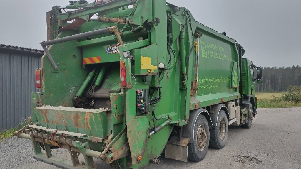 Volvo FM9 6x2 pakkaaja +nostin +etukippo - Šiukšliavežis: foto 2 Volvo FM9 6x2 pakkaaja +nostin +etukippo - Šiukšliavežis: foto 2