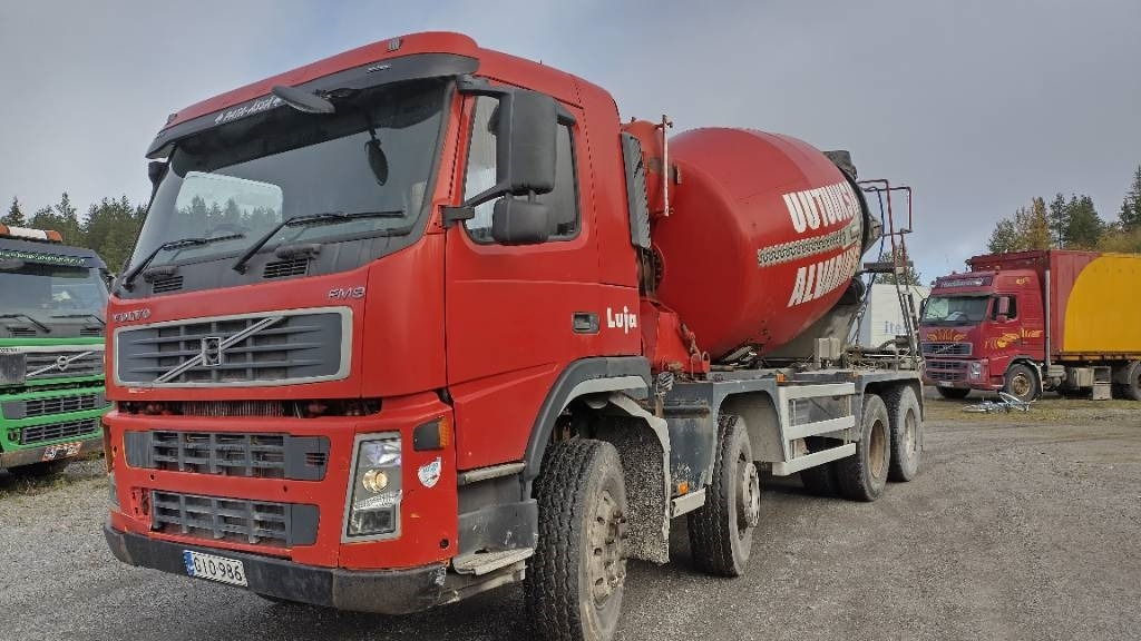 Volvo FM9 8x4 full steel,manual, mixer - Autocisterna: foto 1 Volvo FM9 8x4 full steel,manual, mixer - Autocisterna: foto 1