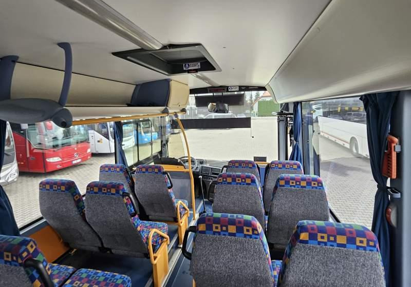 Irisbus RECREO / SPROWADZONE / MANUAL / WEBASTO - Priemiestinis autobusas: foto 5 Irisbus RECREO / SPROWADZONE / MANUAL / WEBASTO - Priemiestinis autobusas: foto 5