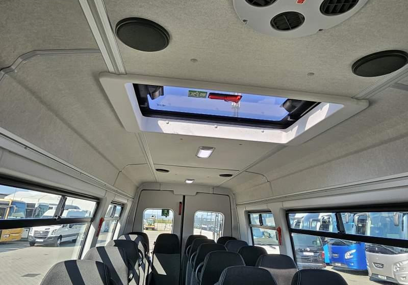 Iveco A60C15 / SPROWADZONE / EURO 6 / 25 000 KM - Mikroautobusas, Keleivinis furgonas: foto 3 Iveco A60C15 / SPROWADZONE / EURO 6 / 25 000 KM - Mikroautobusas, Keleivinis furgonas: foto 3