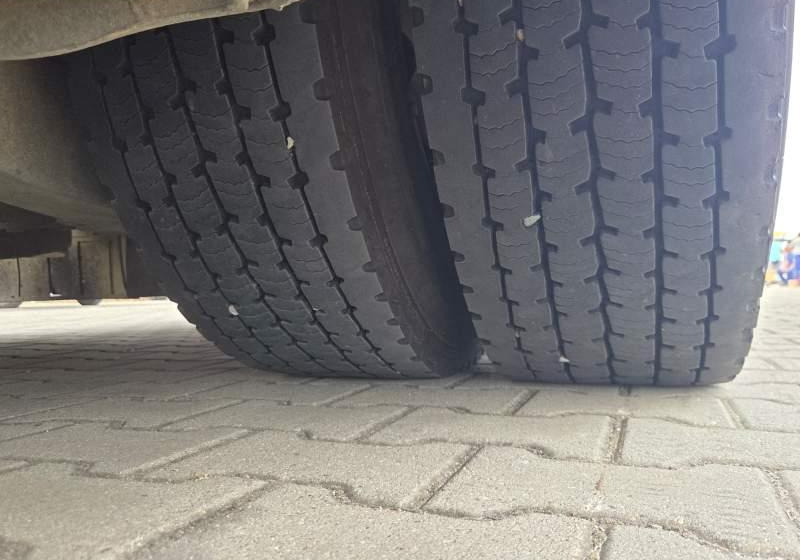 Iveco CROSSWAY/ SPROWADZONY / 64 MIEJSCA / EURO 6 - Priemiestinis autobusas: foto 3 Iveco CROSSWAY/ SPROWADZONY / 64 MIEJSCA / EURO 6 - Priemiestinis autobusas: foto 3