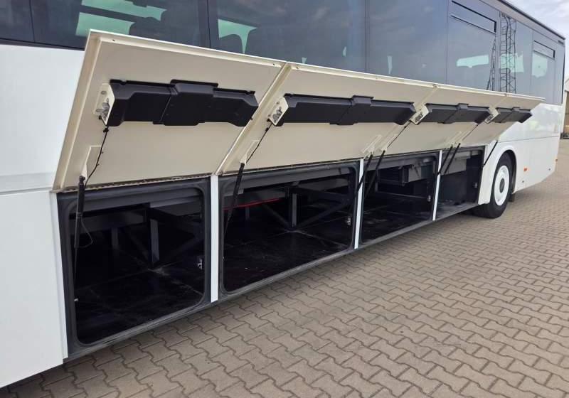 Iveco CROSSWAY/ SPROWADZONY / 64 MIEJSCA / EURO 6 - Priemiestinis autobusas: foto 4 Iveco CROSSWAY/ SPROWADZONY / 64 MIEJSCA / EURO 6 - Priemiestinis autobusas: foto 4