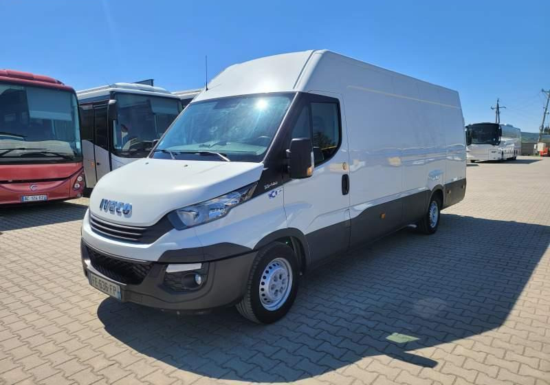 Iveco DAILY 35-140 / SPROWADZONY Z FRANCJI / TEMPOMAT - Krovininis mikroautobusas: foto 1 Iveco DAILY 35-140 / SPROWADZONY Z FRANCJI / TEMPOMAT - Krovininis mikroautobusas: foto 1