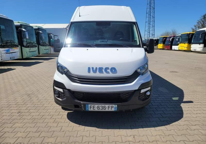 Iveco DAILY 35-140 / SPROWADZONY Z FRANCJI / TEMPOMAT - Krovininis mikroautobusas: foto 3 Iveco DAILY 35-140 / SPROWADZONY Z FRANCJI / TEMPOMAT - Krovininis mikroautobusas: foto 3