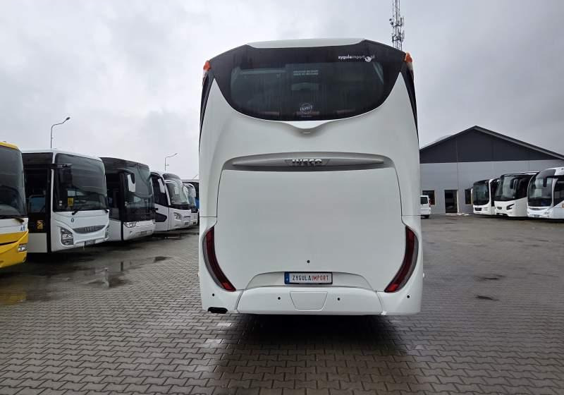 Iveco MAGELYS / 12.80 M / SPROWADZONY/ MANUAL - Turistinis autobusas: foto 3 Iveco MAGELYS / 12.80 M / SPROWADZONY/ MANUAL - Turistinis autobusas: foto 3