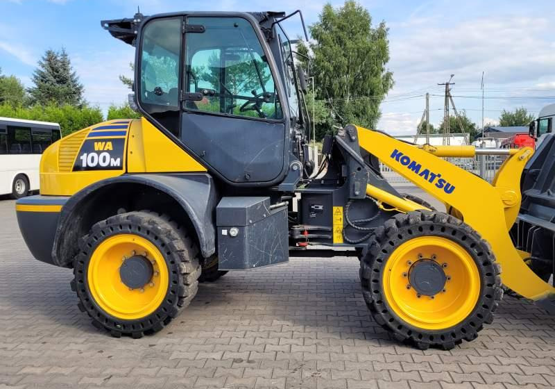Komatsu WA1 100M / SPROWADZONA Z FRANCJI/ 6 300 MTH - Ratinis krautuvas: foto 5 Komatsu WA1 100M / SPROWADZONA Z FRANCJI/ 6 300 MTH - Ratinis krautuvas: foto 5
